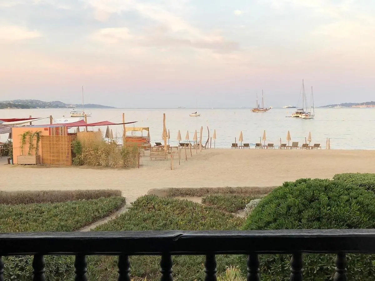 Apartment Le Balcon Sur La Plage Grimaud